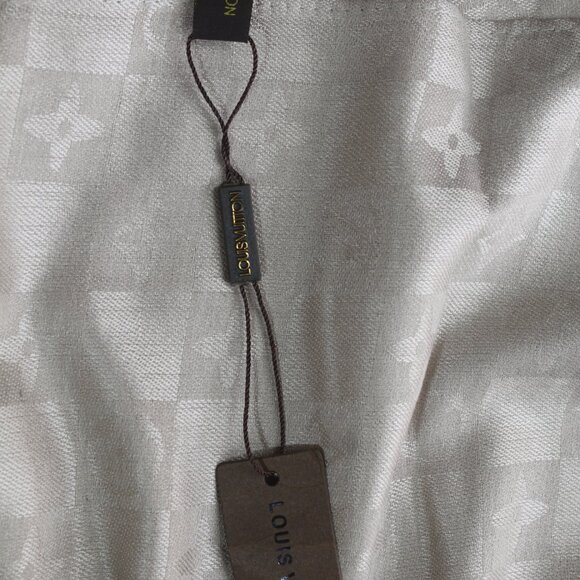 Louis Vuitton Stole Shawl Wrap 65% Cashmere 35% Silk Light Gold Used - Picture 4 of 5